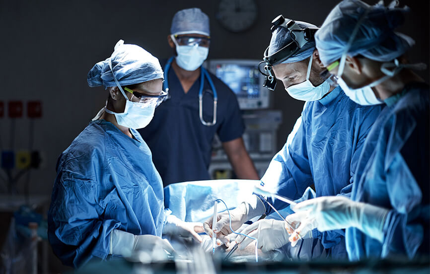 surgeons performing a surgery impacted by TEAMS